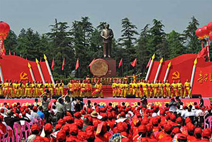 “红色旅游”带火“泉水游”