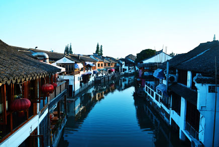 古城镇旅游开发的问题与对策
